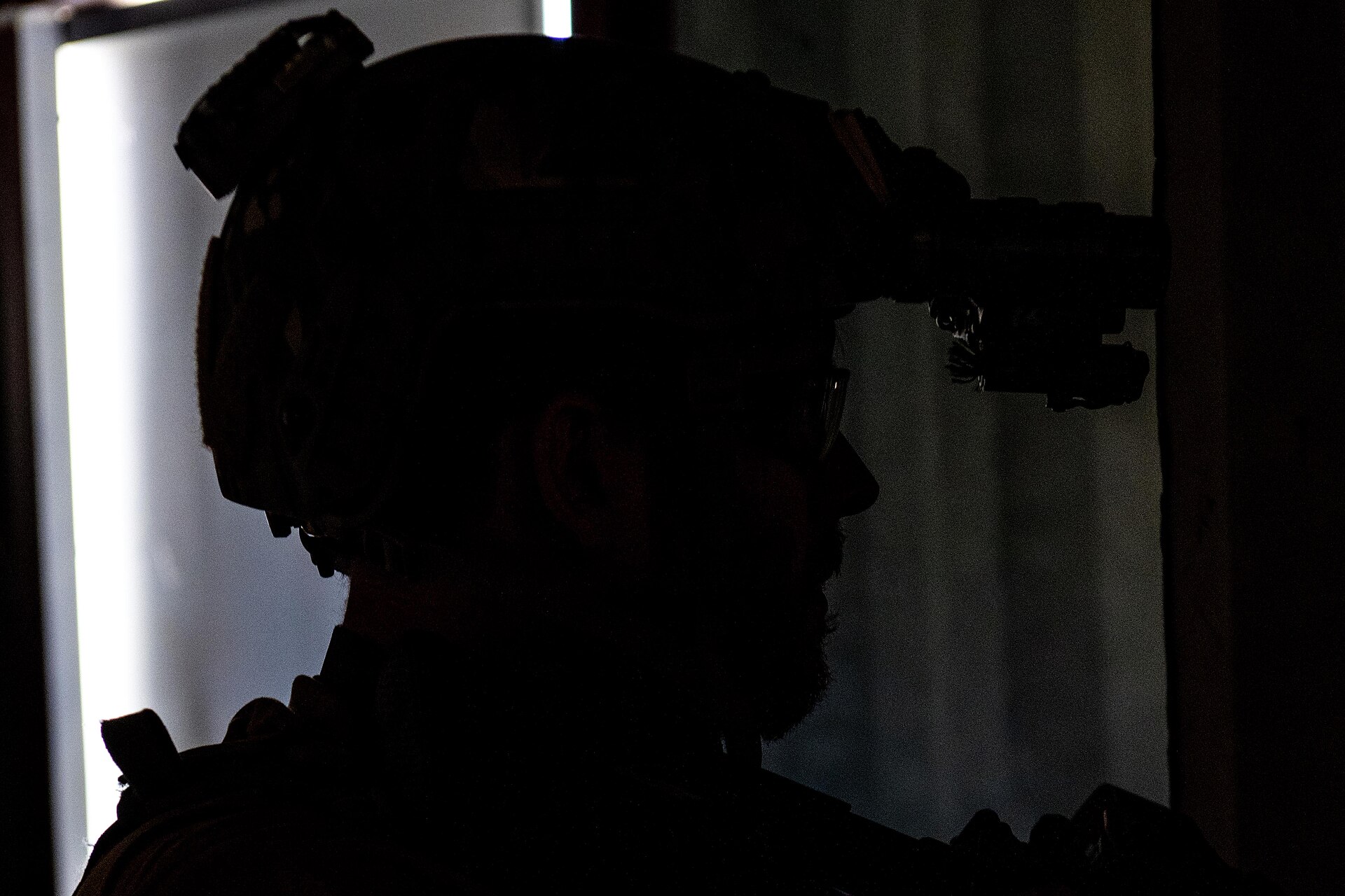 Naval Special Warfare close-quarters training 01